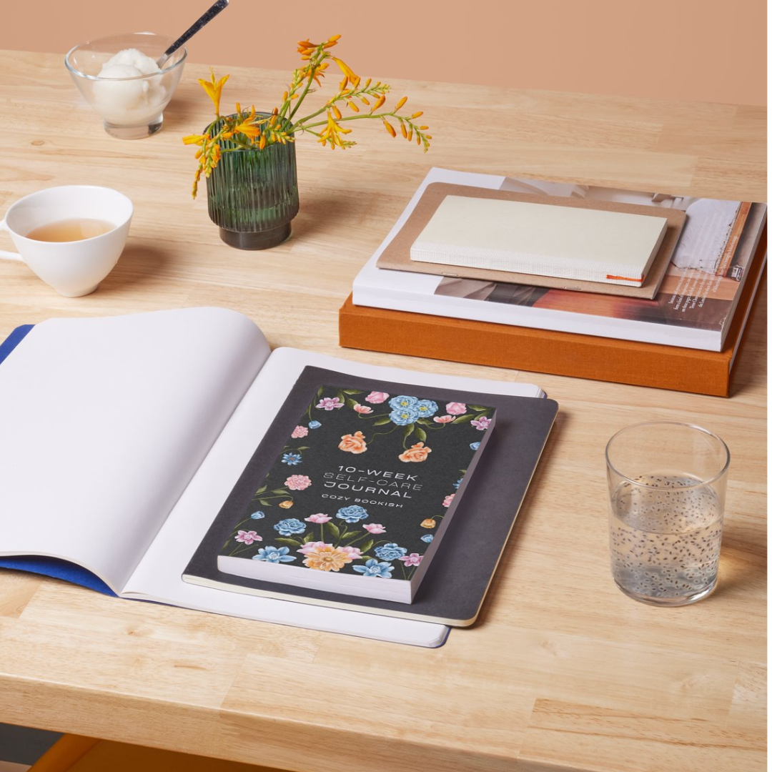 Cozy Bookish: 10-Week Self-Care Journal 🌿✨